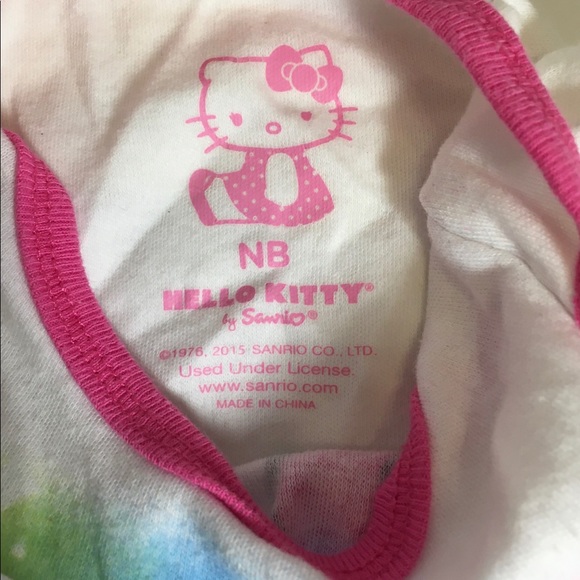 3/$20 💞Hello Kitty Onesie - Picture 3 of 4